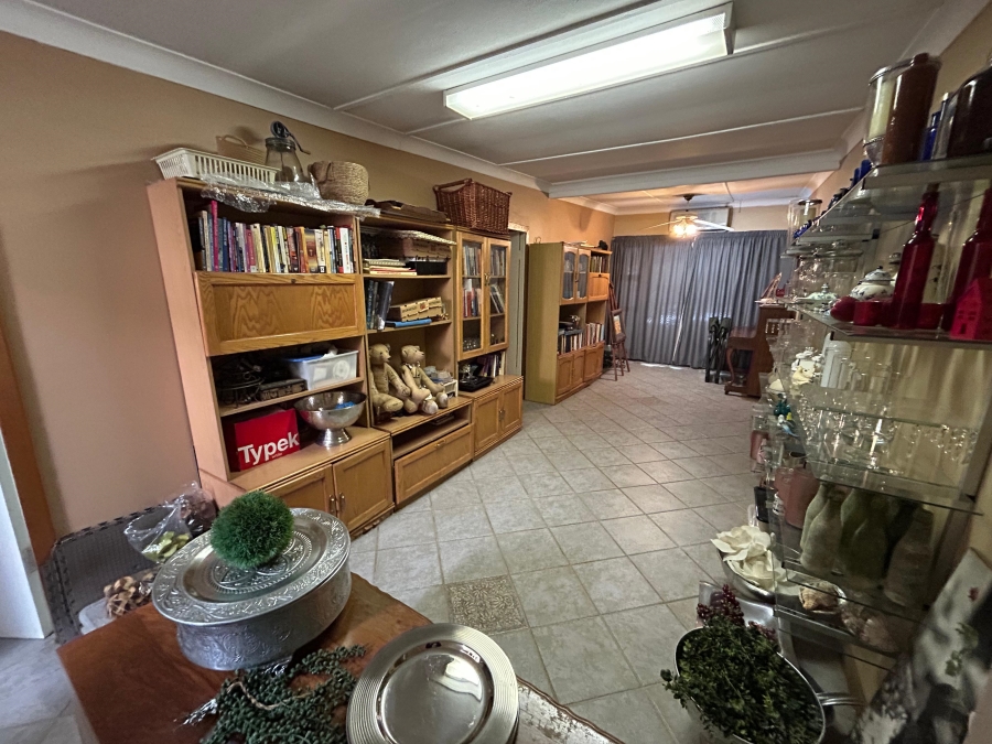 5 Bedroom Property for Sale in Brits North West